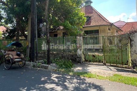 Jual Rumah Surabaya Pusat di Jalan Jaksa Agung Suprapto - Dekat Balai kota Surabaya, Grand City Mall - SHM - Cocok Buat Segala Usaha