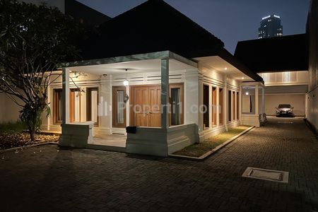 Jual Cepat Nego Rumah Siap Huni Strategis, Jalan Dua Arah di Menteng, Dekat Masjid Sunda Kelapa, Diponegoro, Mangunsarkoro, Suropati, Jakarta Pusat