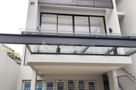 Sewa Rumah 3 Bedroom di Perumahan Serenia Hills, Lebak Bulus Jakarta Selatan