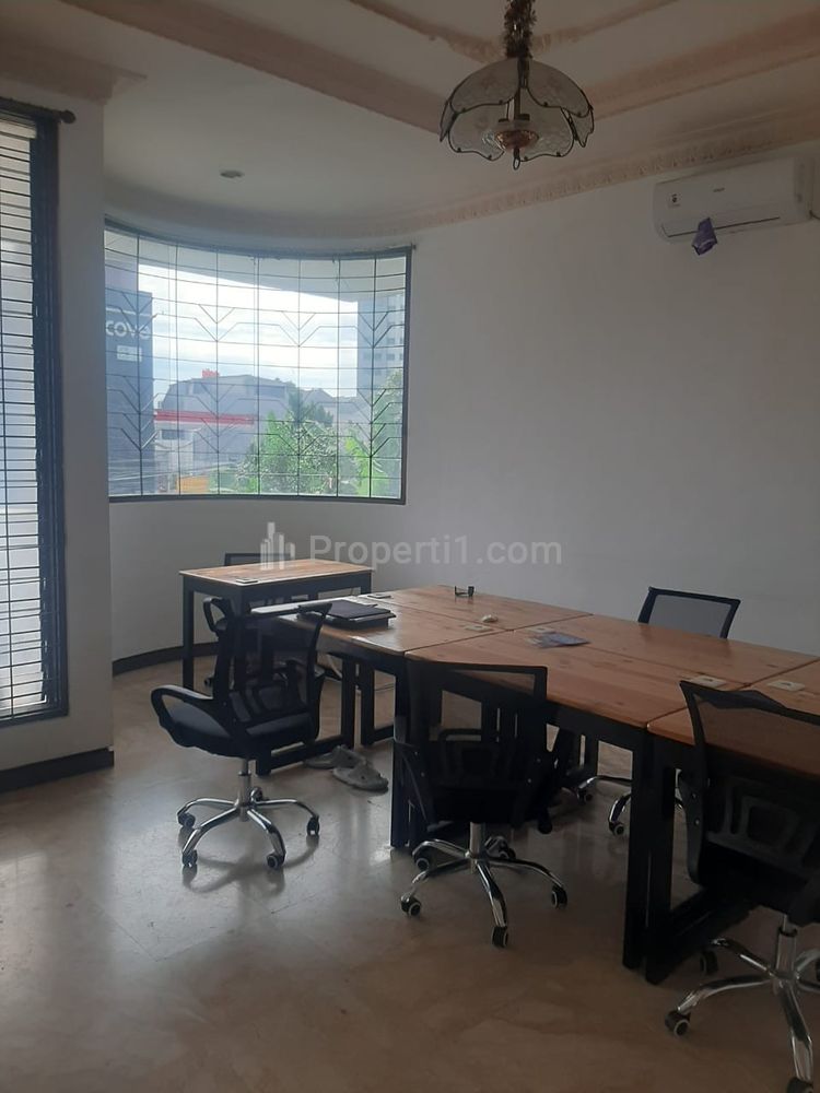 Dijual Rumah Bisa untuk Kantor di Cilandak Barat, Jakarta Selatan