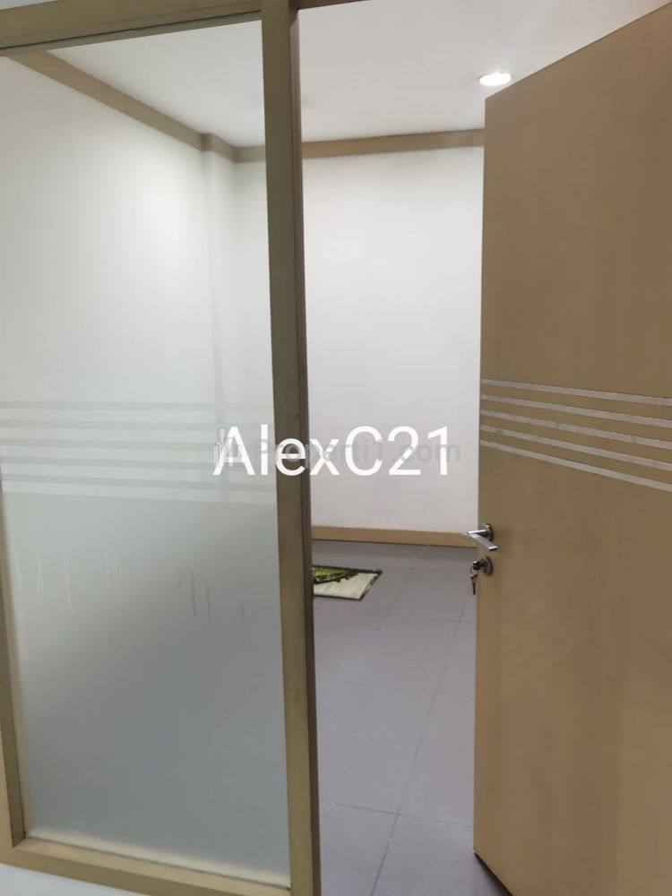Dijual Ruko Luas 3 Lantai di Sawah Besar, Kebon Kelapa, Gambir, Jakarta Pusat - Jual Rugi di Bawah NJOP