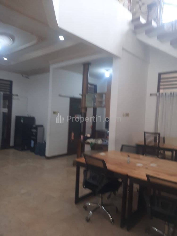 Dijual Rumah Bisa untuk Kantor di Cilandak Barat, Jakarta Selatan