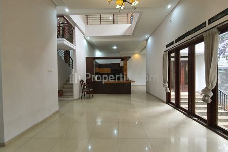 Jual Rumah Modern Daerah Lebak Bulus Jakarta Selatan, 2 Lantai