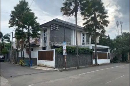 Jual Rumah Mewah Hook di Antapani Bandung