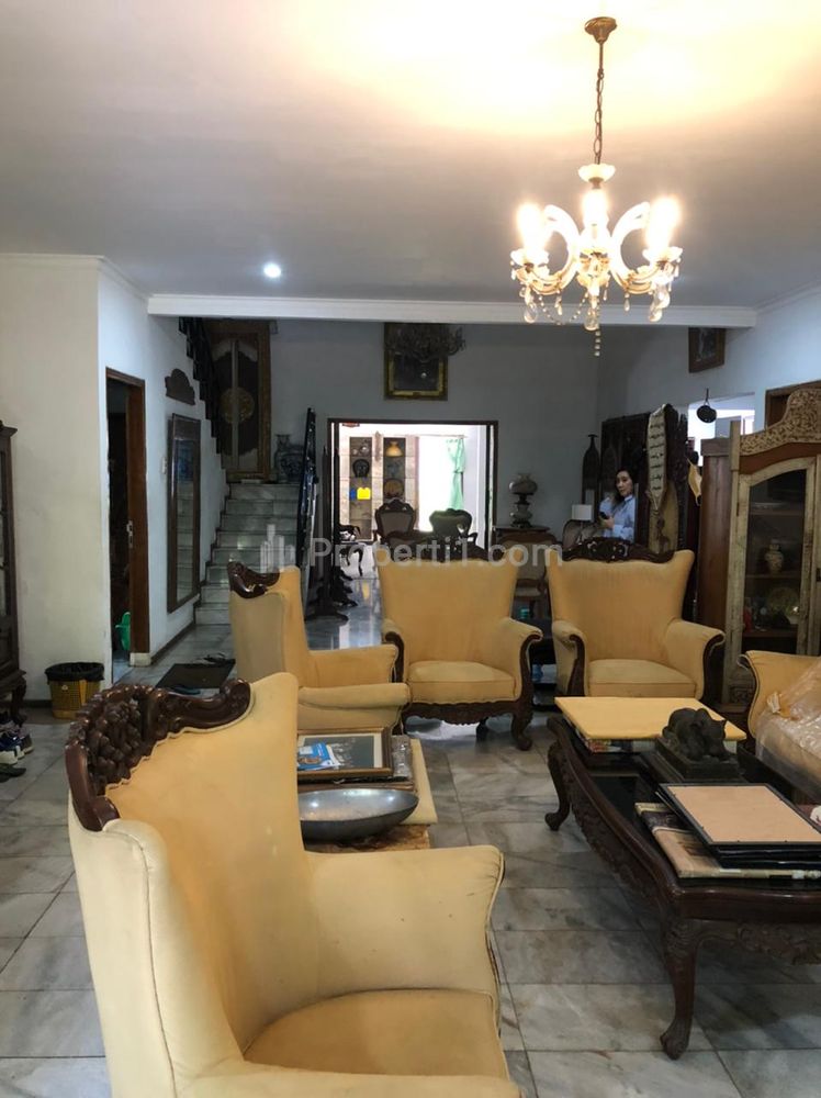 Jual Murah Rumah Siap Huni Ada Kolam Renang di Ciniru, Dekat Tendean, SCBD, Senopati, Suryo, Gunawarman, Wijaya, Kebayoran Baru, Jakarta Selatan