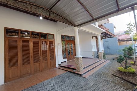 Jual Cepat Rumah Mewah Tembalang dekat Undip Polines Poltekes Exit Tol Tembalang Semarang