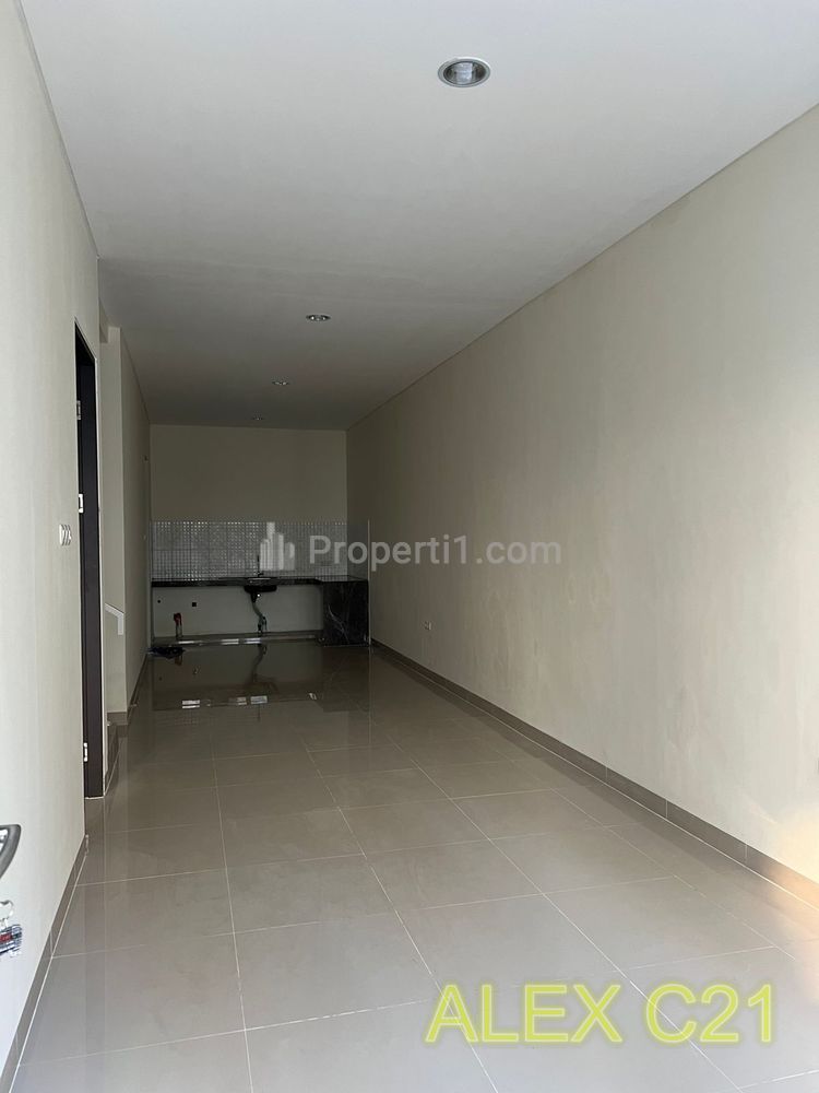 Dijual Rumah dan Tanah Nyaman Asri di Srengseng, Kembangan, Jakarta Barat