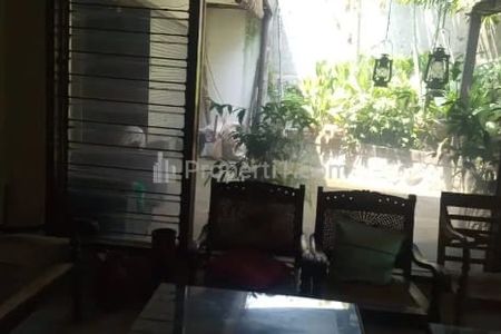 Dijual Rumah Berlokasi Strategis di Kota Bogor, di Pinggir Jalan dan Lahan Luas