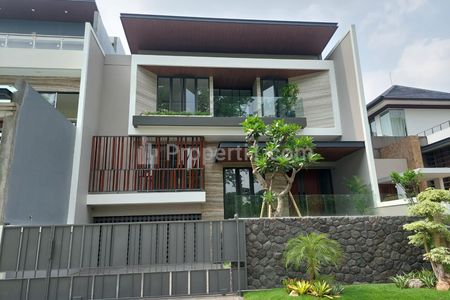 Dijual Rumah Bukit Golf International, Citraland, Surabaya - Baru Gress, Modern Minimalis