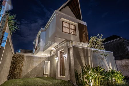 Dijual Villa 2 Lantai Siap Huni Fully Furnish with Pool di Ungasan Badung Bali