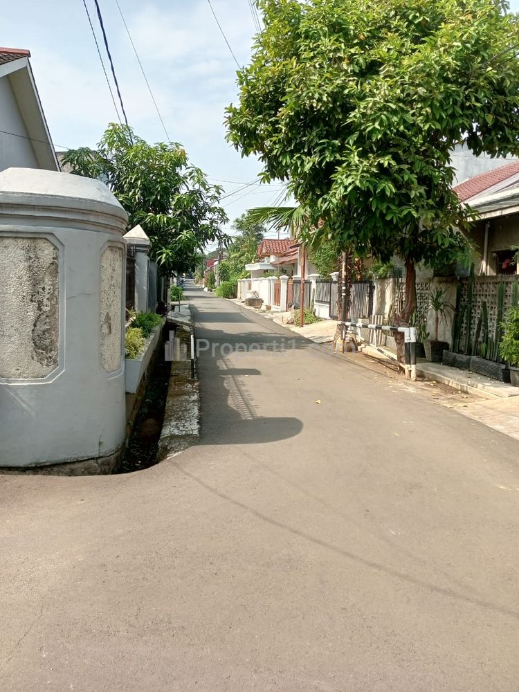 Dijual Rumah dan Tanah Kosong di Pd. Duta 1 Jalan Mahkota Raya Tugu, Cimanggis, Depok