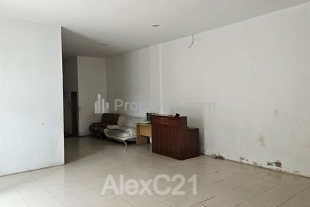 Dijual Pabrik di Kalideres, Pegadungan, Jakarta Barat