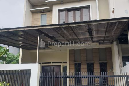 Dijual Rumah Lux di Singgasana Pradana Bandung