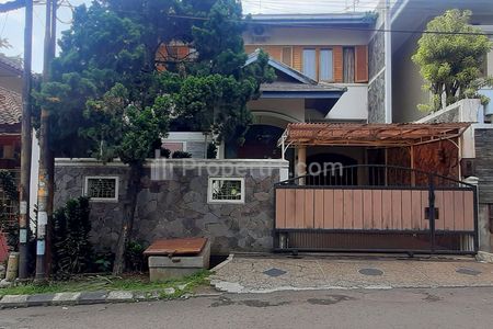 Jual Rumah Modern Classic di Dago Asri Residence Bandung