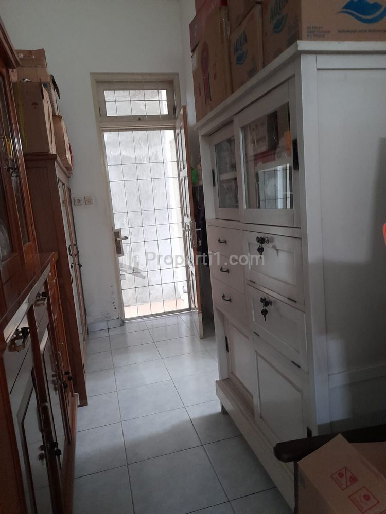 Dijual Rumah Strategis Depan Mall Solo Paragon, Surakarta