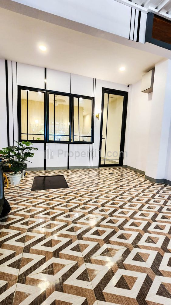 Dijual Kost di Tanjung Duren, 24BR Furnish Luas Tanah 112m2 - Jakarta Barat