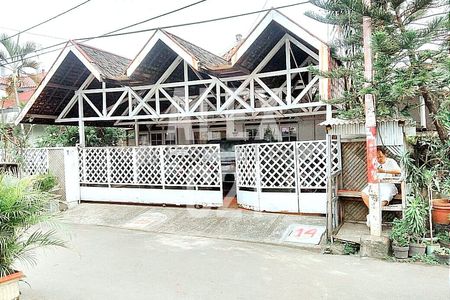 Jual Cepat Rumah Vintage di Senen, Jakarta Pusat (Hitung Tanah Saja)