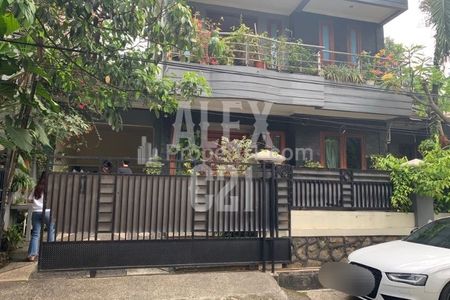 Dijual Rumah di Bintaro Ikpn Tangerang Selatan