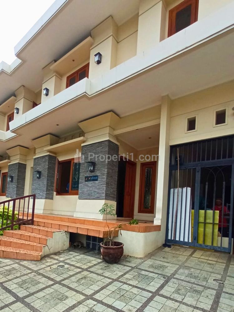 Dijual Rumah dengan Lingkungan Tenang dan Asri di Pondok Indah, Jakarta Selatan