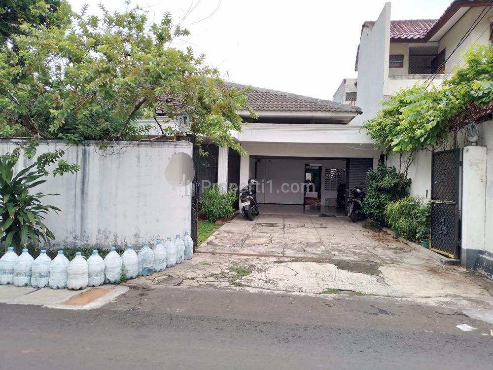Disewakan Rumah Semi Furnished Ada Pool Bisa untuk Kantor di Bangka, Mampang Prapatan, Jakarta Selatan