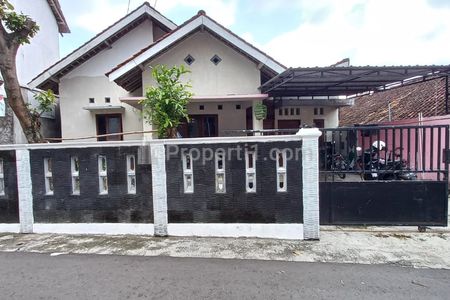 Dijual Rumah Murah Tanah Luas Barat Hotel Hyatt Jl. Palagan Km 6 Sleman Yogyakarta