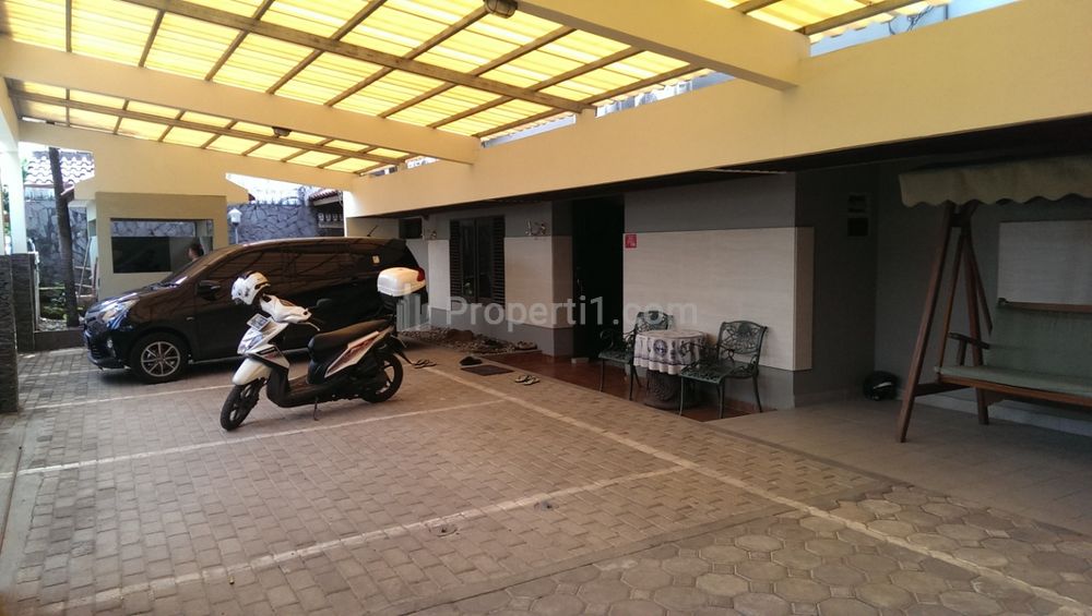 Jual Rumah Super Luas di Kalibata Jakarta Selatan, Pinggir Jalan, 800 Meter ke Jalan Mampang Prapatan Raya