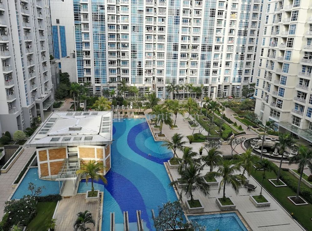 Dijual Apartemen di CBD Pluit Jakarta Utara Siap Huni - 2 BR Semi Furnished