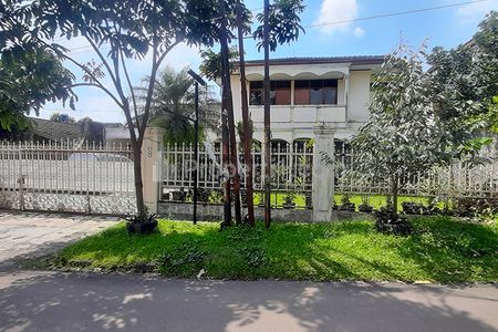 Jual Rumah Hitung Tanah di Tubagus Ismail Dago Bandung