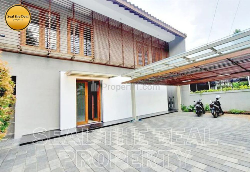 Disewakan Rumah di Area Menteng Jakarta Pusat STD267