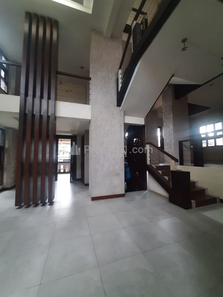 Dijual Cepat Rumah Komplek Hook Mewah di Cinere, Pisangan, Ciputat Timur, Tangerang Selatan