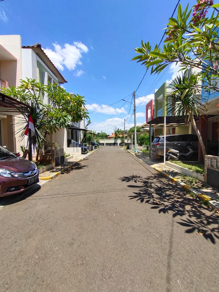 Tanah Kavling Dijual Dalam Perumahan Dekat Toll Brigif Gandul Cinere Depok