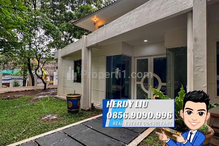 Jual Rumah 3 Lantai di Kebayoran Baru Jakarta Selatan, Belakang Senayan City