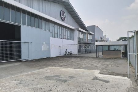 Jual Gudang Siap Pakai Luas Tanah 4000 m2, Bangunan 3000 m2 di Kawasan Industri Delta Silikon 5, Lippo Cikarang, Bekasi, Jawa Barat