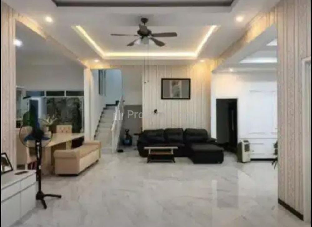 Dijual Rumah Deltasari Hook di Sidoarjo, 2 Lantai Cantik Lokasi Strategis Dekat Bandara Juanda Terminal 1 & 2 Siap Huni