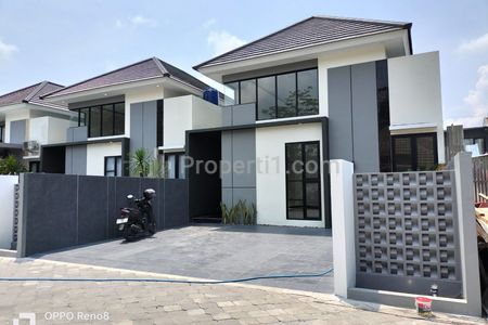 Jual Rumah Cantik Luas dekat Kampus UII Jogja