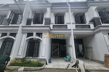 Dijual Rumah Siap Huni di Komplek Marriott Bakti Luhur Jalan Bakti Luhur - Medan