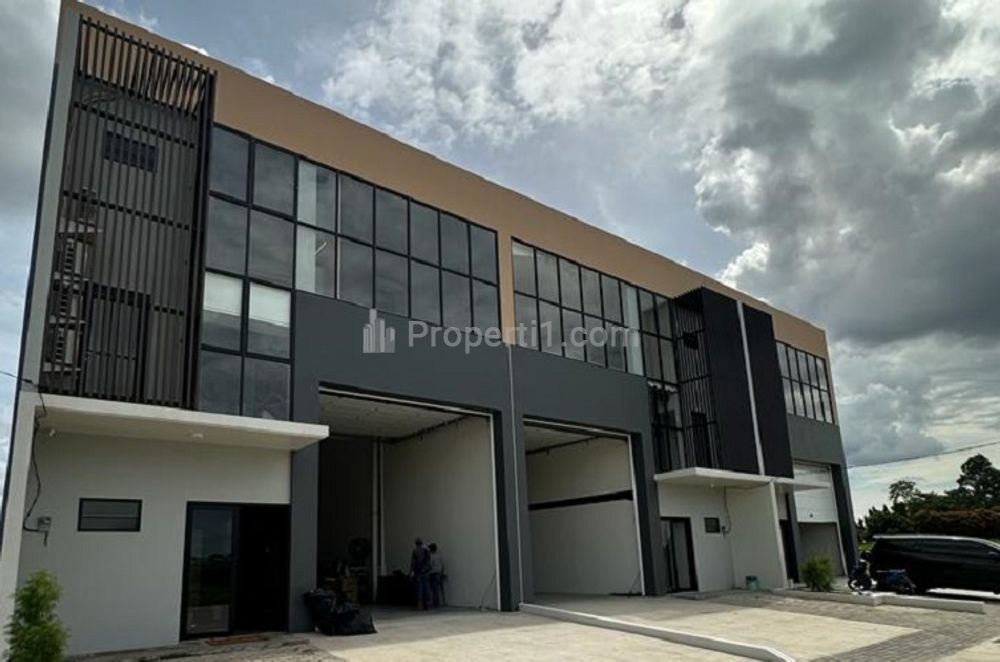 Dijual Gudang dan Kantor Dekat Bandara di Benda Tangerang