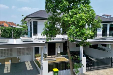 Dijual Rumah Siap Huni Desain Minimalis Dalam Townhouse di Tanjung Barat, Jakarta Selatan