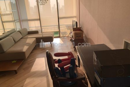 Disewakan Apartemen Taman Rasuna 3BR Good Furnished