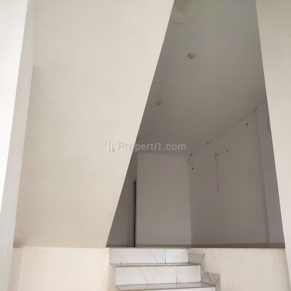 Dijual Ruko Baru 4b di Pejaten Barat, Pasar Minggu, Jakarta Selatan
