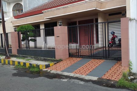 Dijual Rumah Cantik Lokasi di Kupang Indah Surabaya Barat