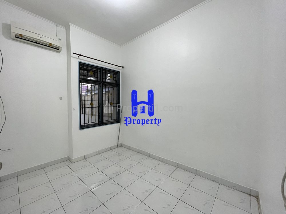Disewakan Rumah Kondisi Siap Huni di Komplek Cemara Hijau - Medan