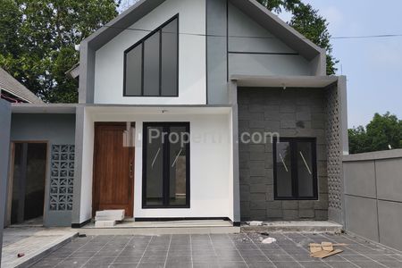 Dijual Rumah Scandinavian Modern Dekat Kampus UII Jogja, Sleman