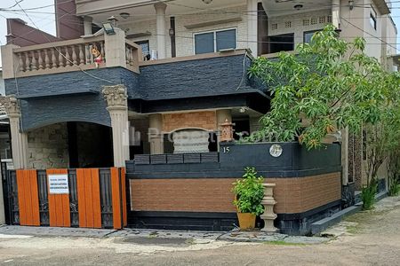 Jual Segera Rumah Cantik Hook Model Victorian di Tangerang