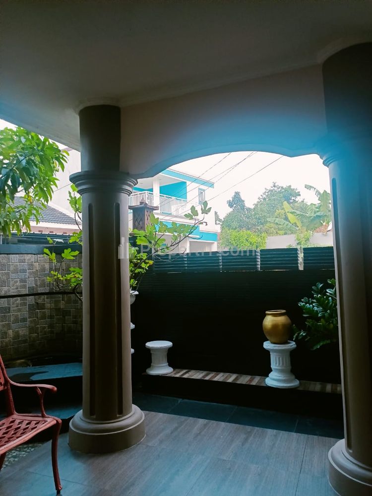 Jual Segera Rumah Cantik Hook Model Victorian di Tangerang