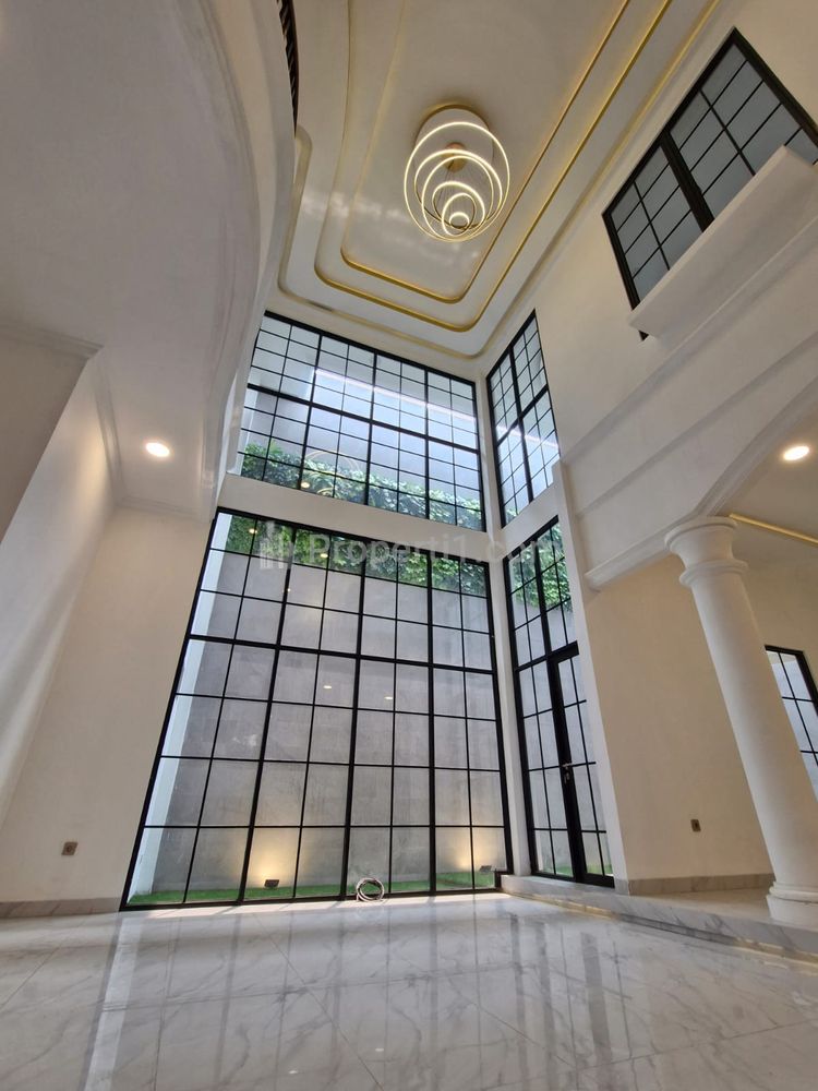 Dijual Rumah Baru 3 Lantai Lokasi Tomang Jakarta Barat Siap Huni