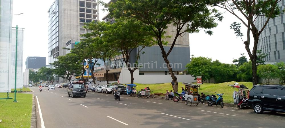 Jual Tanah Kavling Komersial di Jalan Boulevard Gading Serpong, Gading Serpong, Tangerang