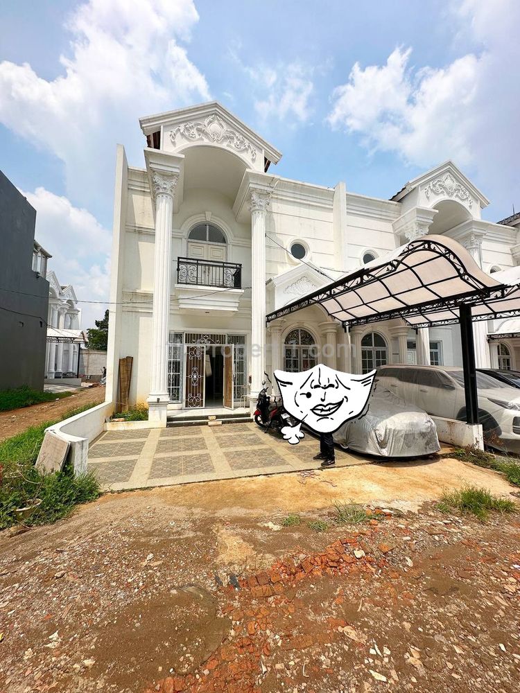 Dijual Rumah Clasik Siap Huni di Ciracas Jakarta Timur