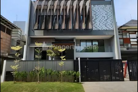 Dijual Rumah Citraland Somerset Surabaya Brand New House