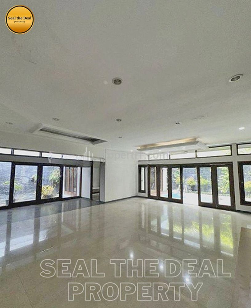 Disewakan Rumah Bisa untuk Kantor di Senopati/Wolter Kebayoran Baru Jakarta Selatan STD033